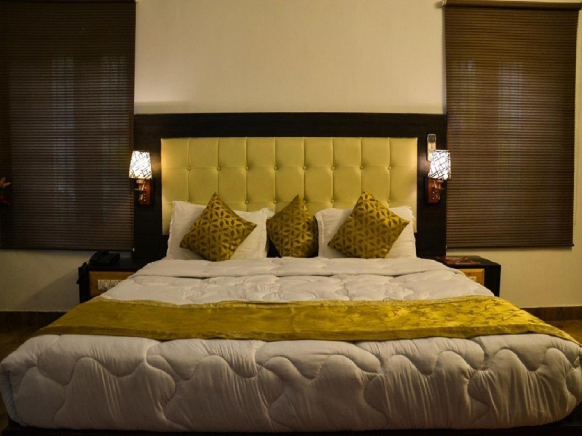 לקנאו Heritage Hotel מראה חיצוני תמונה