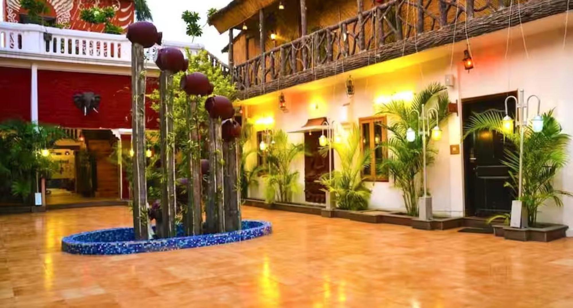 לקנאו Heritage Hotel מראה חיצוני תמונה