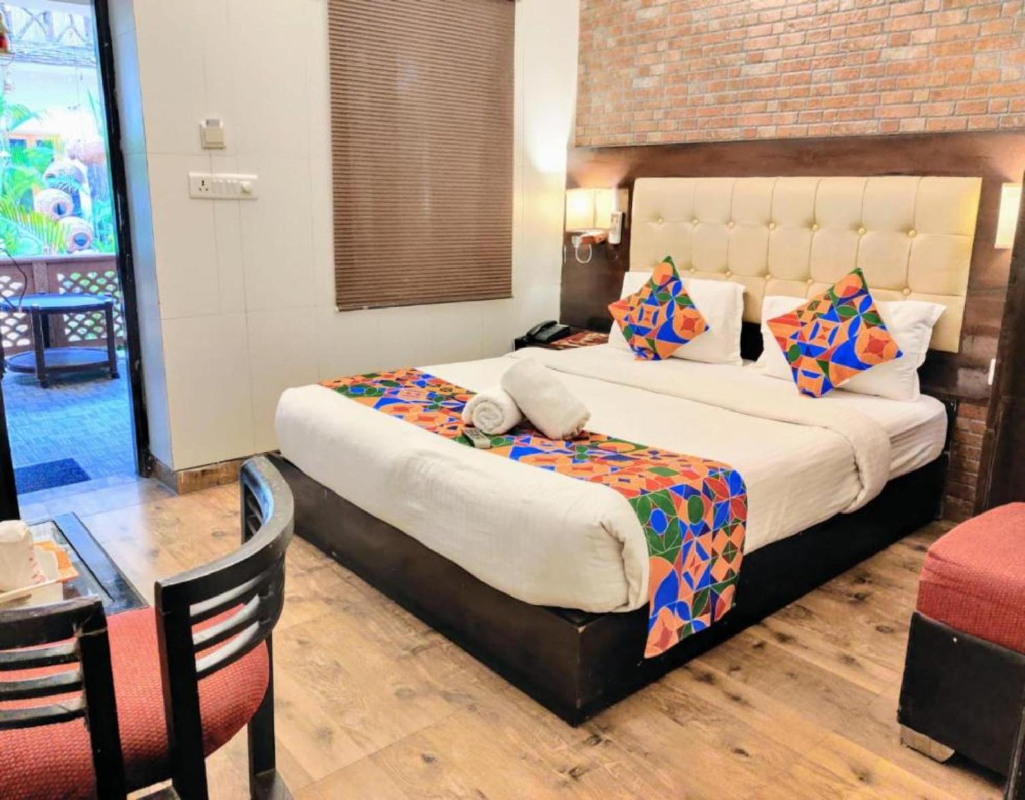 לקנאו Heritage Hotel מראה חיצוני תמונה