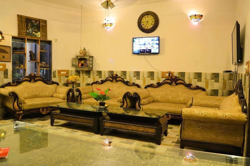 לקנאו Heritage Hotel מראה חיצוני תמונה