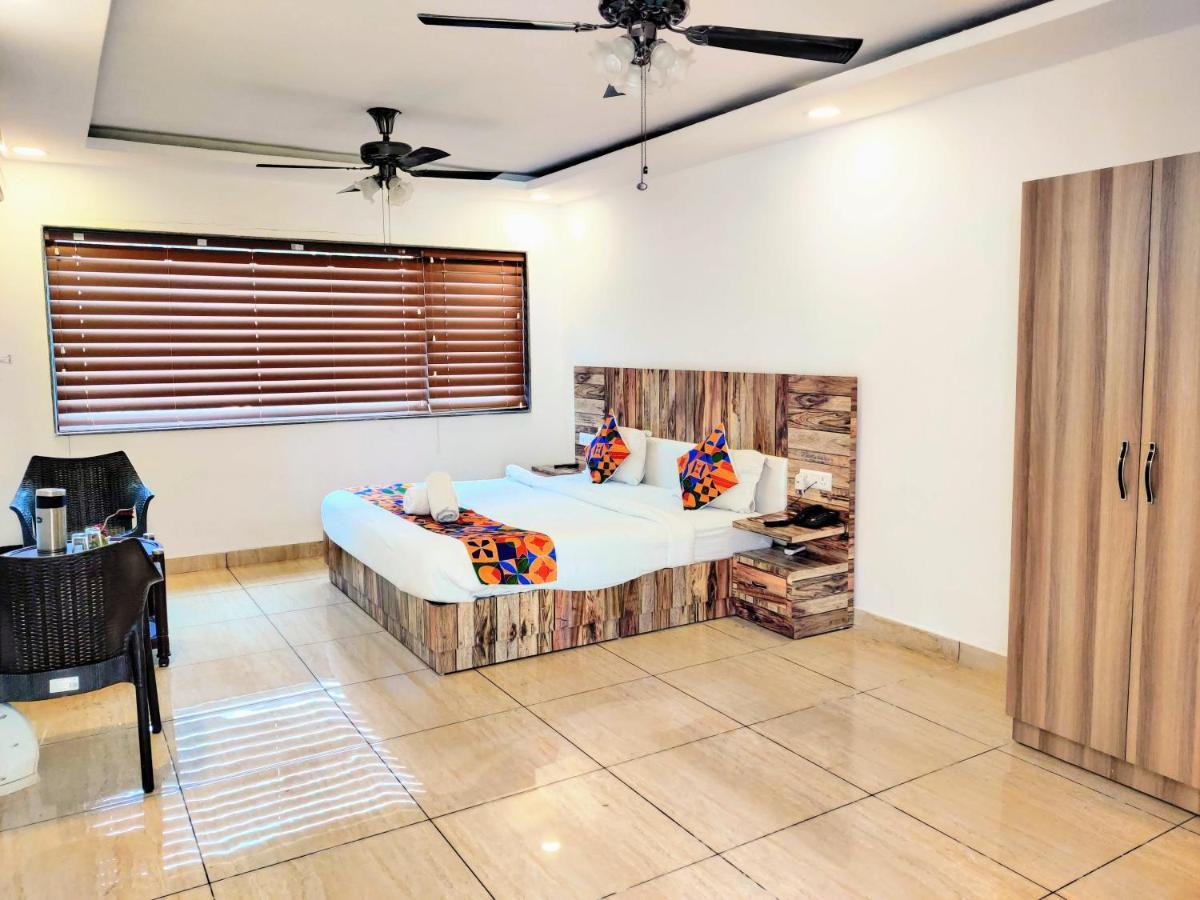 לקנאו Heritage Hotel מראה חיצוני תמונה
